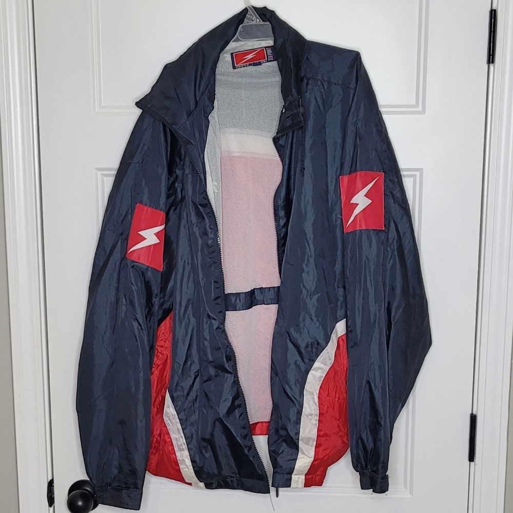 Zeus XL Windbreaker